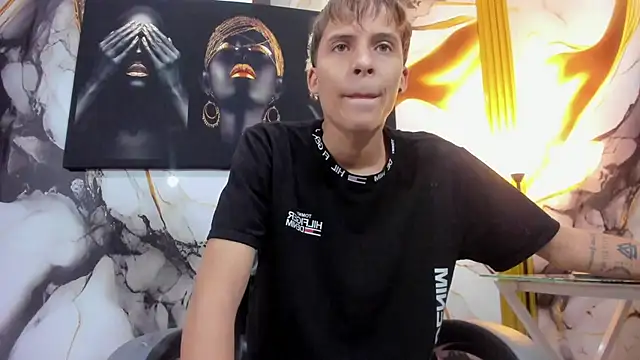 mono blonde online show from 07/15/26, 12:32