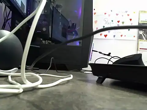 Snapshot of pharmatony chatting on 10/20/25, 07:42 pharmatony online show from 10/20/25, 07:42