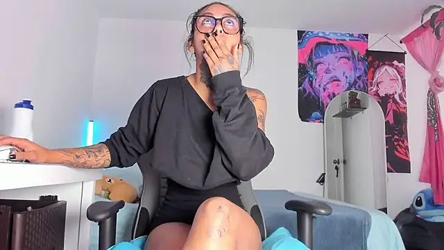 iamkatty  online show from 10/16/25, 01:01