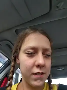 Snapshot of Eveline_Beauty_Kitty chatting on 09/27/25, 12:10 Eveline Beauty Kitty online show from 09/27/25, 12:10