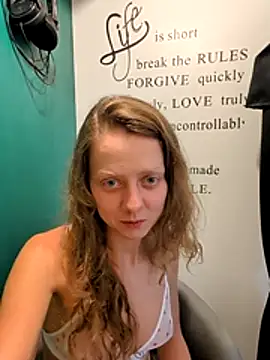 Eveline Beauty Kitty online show from 07/28/26, 07:50