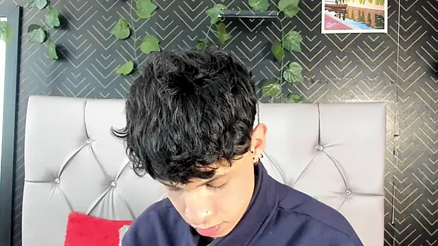 Axel  Evans online show from 07/28/26, 01:43