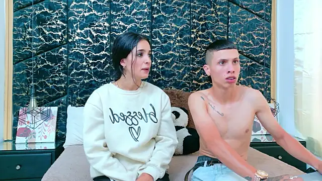 Snapshot of CattyANDnicky chatting on 10/08/25, 12:47 CattyANDnicky online show from 10/08/25, 12:47