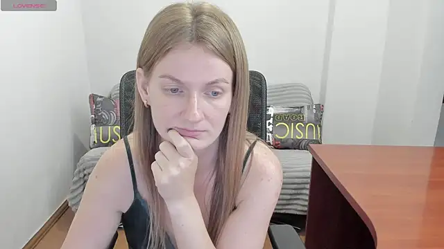 Alisha Skyes online show from 07/04/26, 06:14