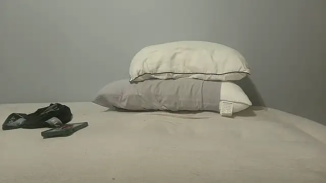 Snapshot of You-father chatting on 09/26/25, 05:17 You-father online show from 09/26/25, 05:17