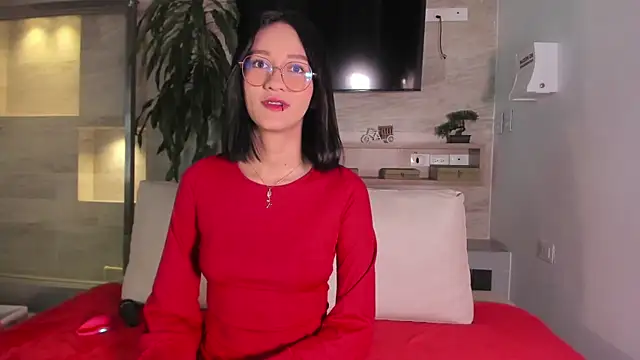 daphne courtis online show from 07/21/26, 03:20
