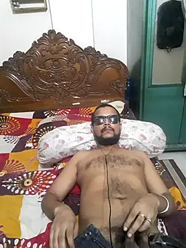 Snapshot of bhaijaan66 chatting on 09/27/25, 10:26 bhaijaan66 online show from 09/27/25, 10:26