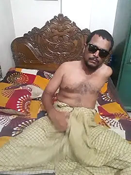 Snapshot of bhaijaan66 chatting on 10/16/25, 07:37 bhaijaan66 online show from 10/16/25, 07:37