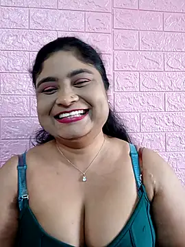 Snapshot of hornyriyanka chatting on 12/03/25, 01:57 hornyriyanka online show from 12/03/25, 01:57