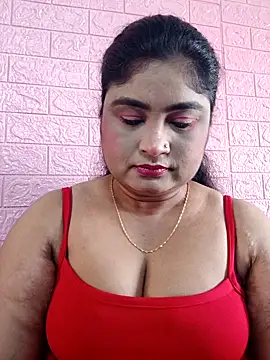 Snapshot of hornyriyanka chatting on 02/03/26, 02:53 hornyriyanka online show from 02/03/26, 02:53
