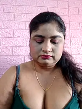 Snapshot of hornyriyanka chatting on 02/04/26, 02:50 hornyriyanka online show from 02/04/26, 02:50
