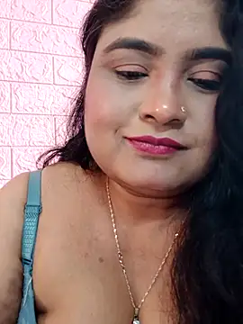 Snapshot of hornyriyanka chatting on 02/20/26, 06:26 hornyriyanka online show from 02/20/26, 06:26