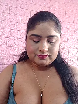 Snapshot of hornyriyanka chatting on 02/23/26, 02:53 hornyriyanka online show from 02/23/26, 02:53