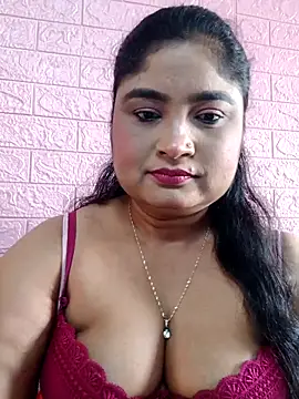 Snapshot of hornyriyanka chatting on 02/24/26, 03:15 hornyriyanka online show from 02/24/26, 03:15