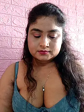Snapshot of hornyriyanka chatting on 03/02/26, 07:15 hornyriyanka online show from 03/02/26, 07:15