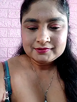 Snapshot of hornyriyanka chatting on 04/11/26, 02:49 hornyriyanka online show from 04/11/26, 02:49