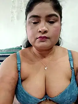 Snapshot of hornyriyanka chatting on 05/08/26, 02:28 hornyriyanka online show from 05/08/26, 02:28