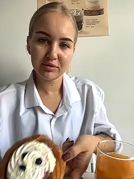 CandyVice online show from 11/01/25, 08:16