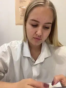 CandyVice online show from 11/22/25, 05:12