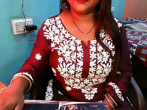 PREETI BABY online show from 04/04/26, 04:33