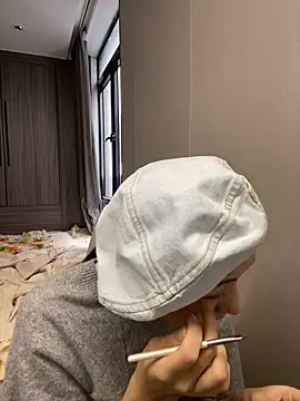 haiyan125216 online show from 09/16/25, 08:04