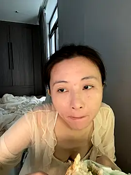 haiyan125216 online show from 12/04/25, 08:45