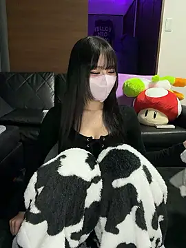 Snapshot of Nano-xxx chatting on 02/02/26, 07:12 Nano-xxx online show from 02/02/26, 07:12