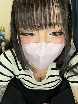 Snapshot of Nano-xxx chatting on 07/19/26, 04:49 Nano-xxx online show from 07/19/26, 04:49