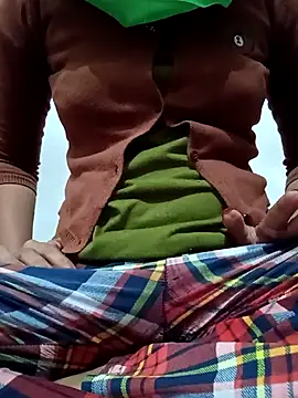 Snapshot of kittu0987 chatting on 11/12/25, 05:19 kittu0987 online show from 11/12/25, 05:19