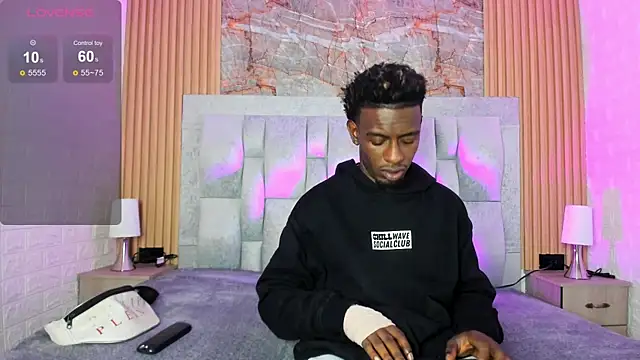 pipedark  online show from 09/27/25, 03:22