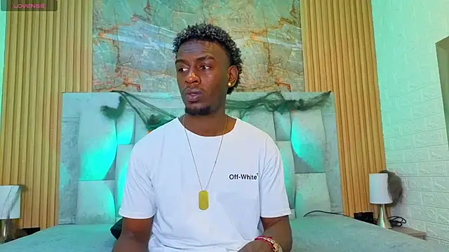 pipedark  online show from 10/29/25, 04:04