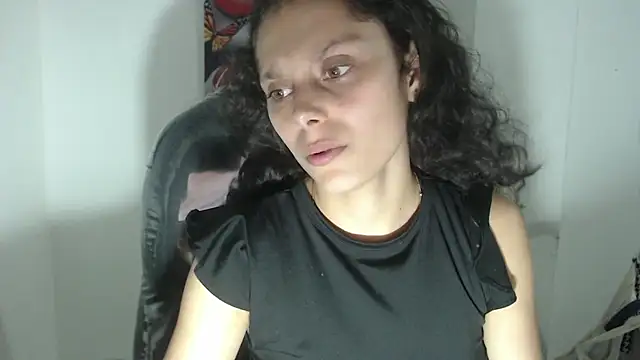 Lily Jone7 online show from 10/02/25, 07:21