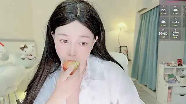 Bella Ava online show from 06/04/26, 11:55