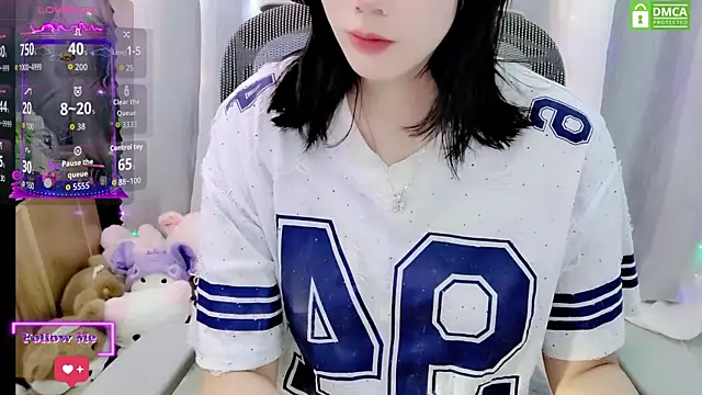 HanaYourlove online show from 07/23/26, 11:52