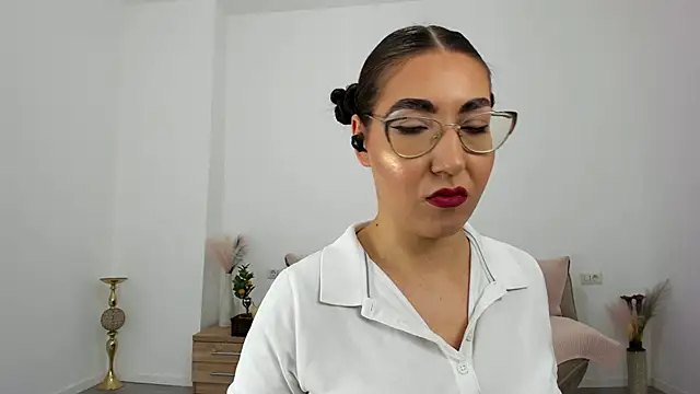 Kylie Kathy online show from 09/23/25, 06:11