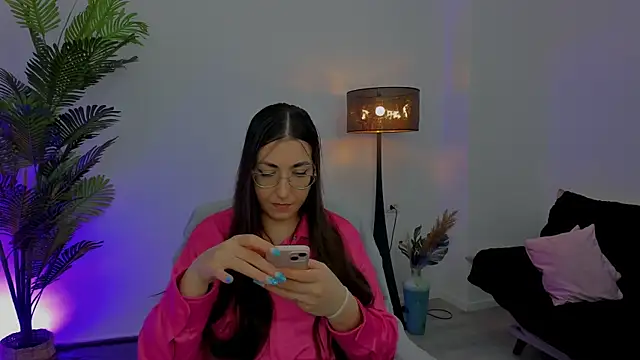 Snapshot of Kylie_Kathy chatting on 01/08/26, 05:26 Kylie Kathy online show from 01/08/26, 05:26