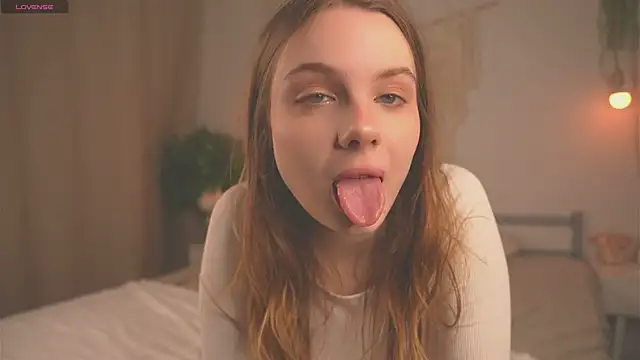 Lu  Lane online show from 09/23/25, 07:55