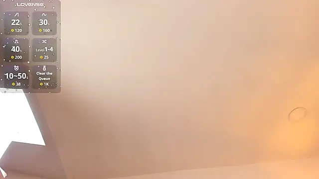 Hanna Cornee  online show from 10/20/25, 01:33