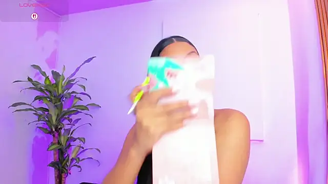 MacarenaSmith online show from 12/16/25, 11:48