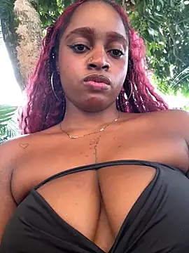 Snapshot of darle_volant chatting on 11/30/25, 08:46 darle volant online show from 11/30/25, 08:46