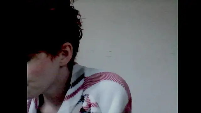 Snapshot of nyxofempusa chatting on 10/29/25, 03:36 nyxofempusa online show from 10/29/25, 03:36