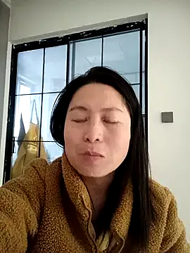 chengcheng12 online show from 11/27/25, 12:02