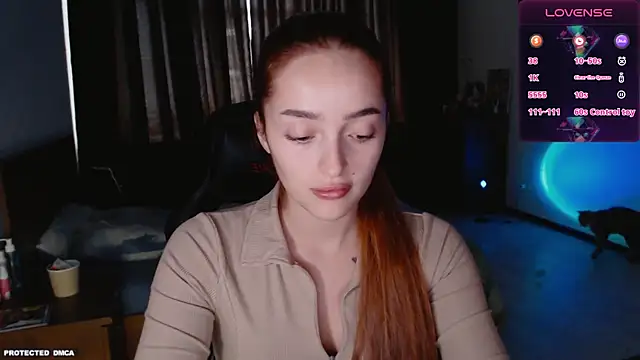 Snapshot of wwwlexicom chatting on 10/26/25, 09:15 wwwlexicom online show from 10/26/25, 09:15