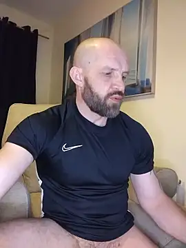 Snapshot of Andrewjames8391 chatting on 01/14/26, 08:03 Andrewjames8391 online show from 01/14/26, 08:03