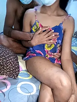 Snapshot of BabyHansi chatting on 10/12/25, 04:00 BabyHansi online show from 10/12/25, 04:00