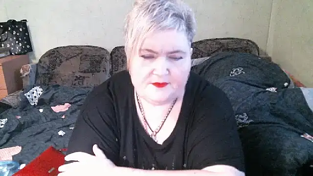 Snapshot of Lana555 chatting on 11/03/25, 02:18 Lana555 online show from 11/03/25, 02:18