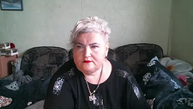 Snapshot of Lana555 chatting on 12/15/25, 08:07 Lana555 online show from 12/15/25, 08:07