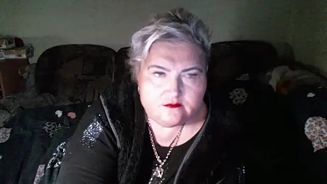 Snapshot of Lana555 chatting on 12/15/25, 08:13 Lana555 online show from 12/15/25, 08:13