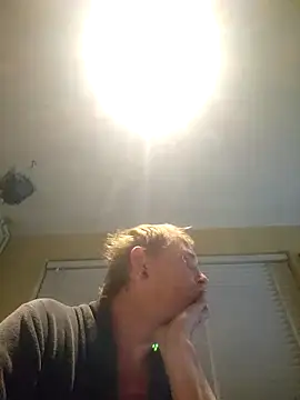 piercingpik online show from 10/14/25, 06:42