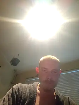 piercingpik online show from 06/08/26, 05:57